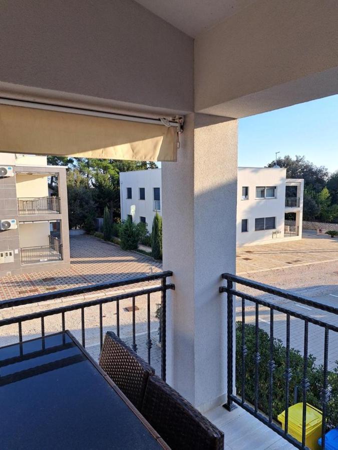 Apartman Lozancic Vir Dış mekan fotoğraf