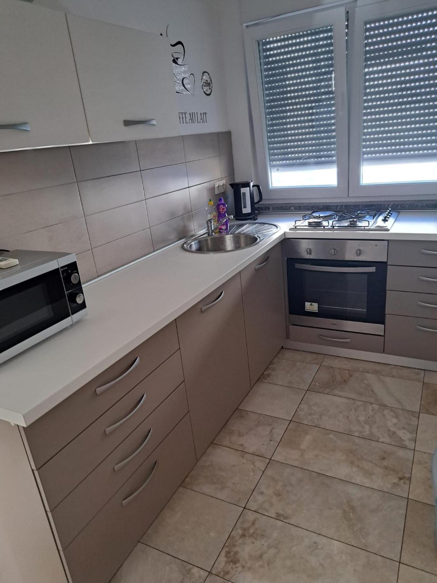 Apartman Lozancic Vir Dış mekan fotoğraf